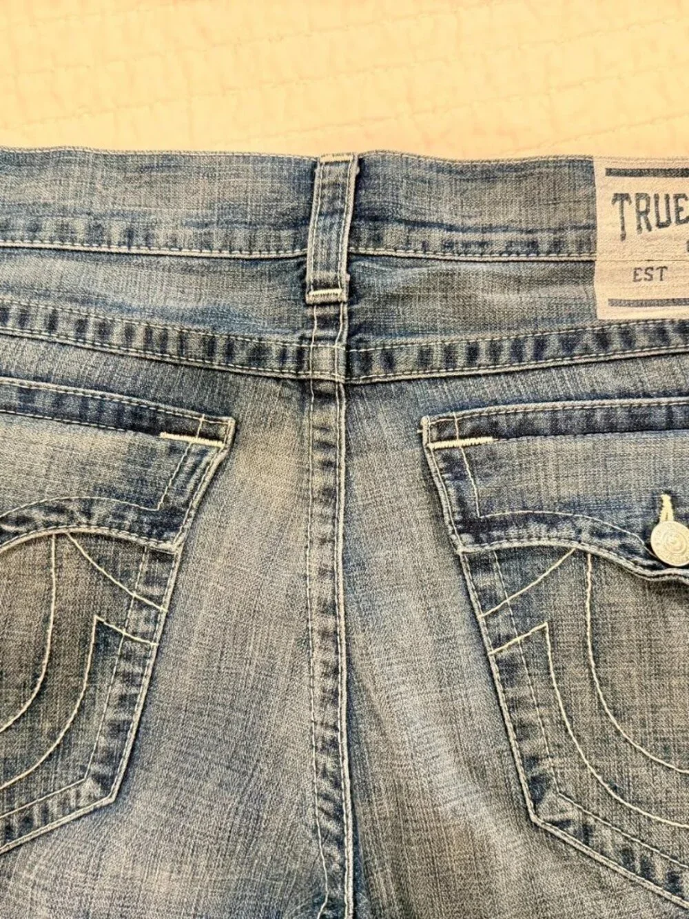 True Religion Jeans Mens 38 Slim Flap Natural W Print World Tour Side Stripe NWT